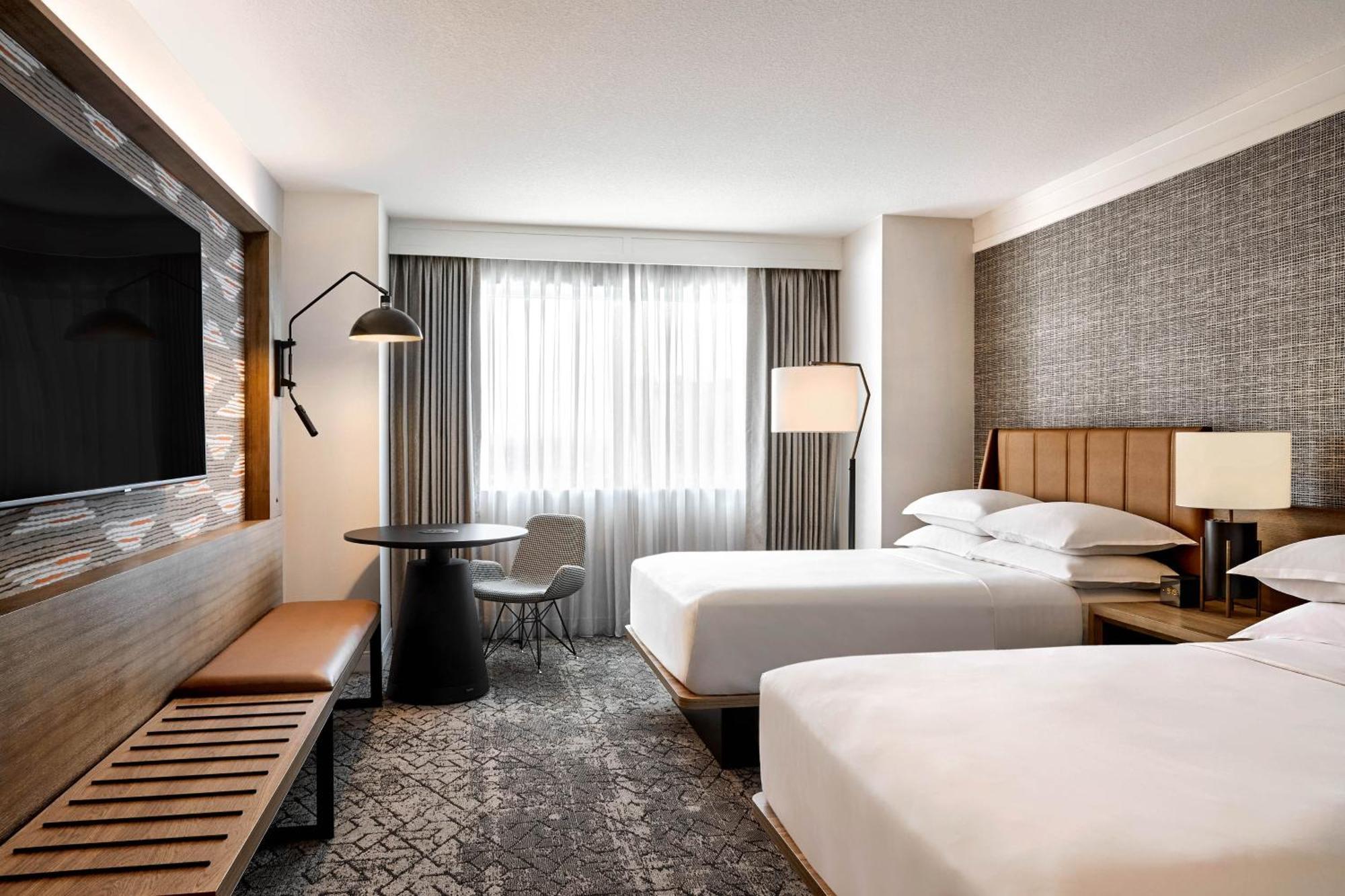 Traditional Room Guest room 2 Double City view Low floor
