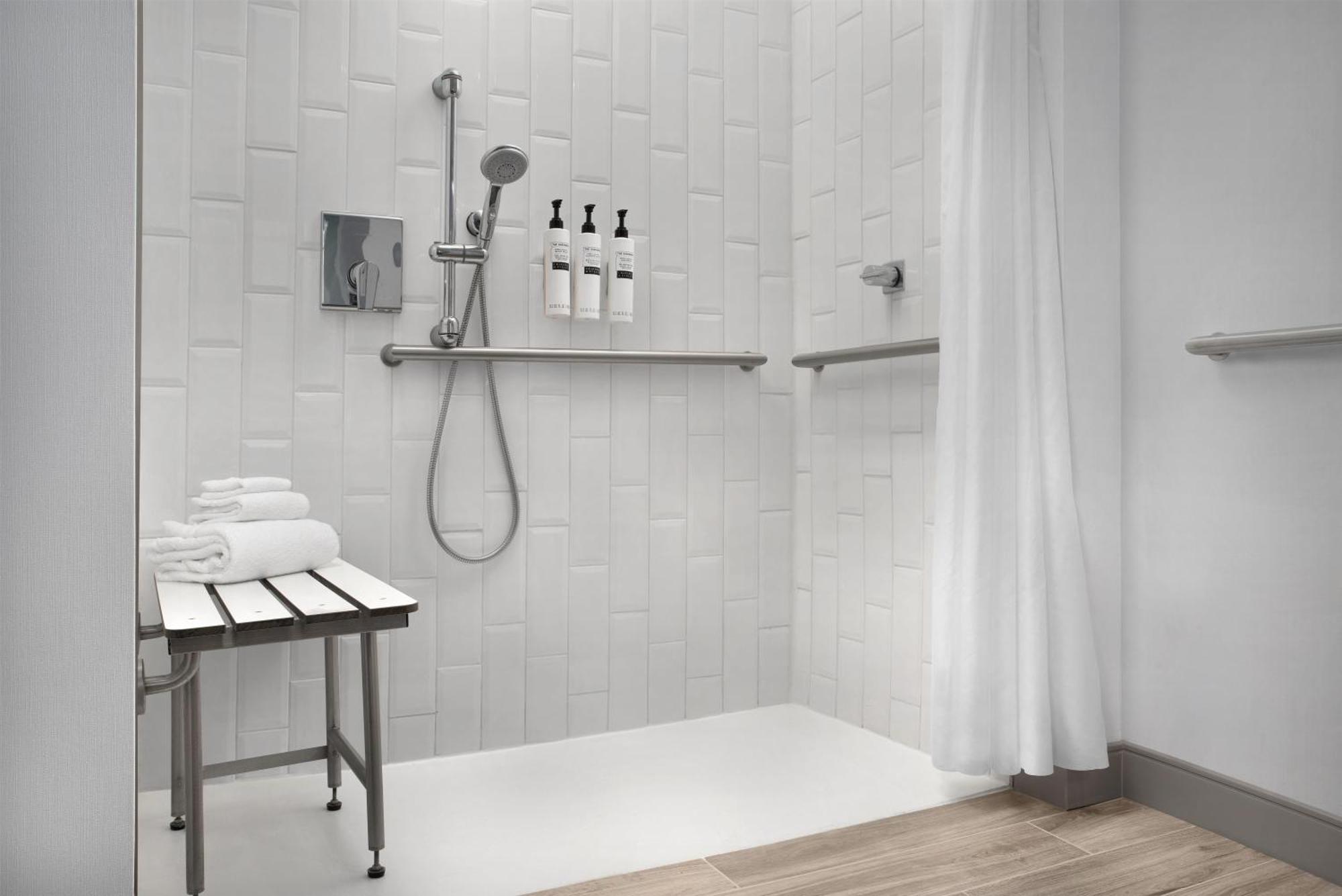 King Room Roll Shower Mobility Access