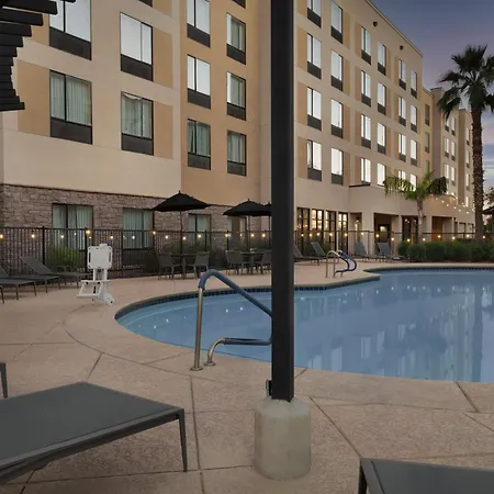 Courtyard Phoenix North / Happy Valley-3